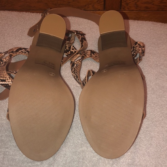 NEW Wild Diva Heels Snake Print 8 - Picture 4 of 4